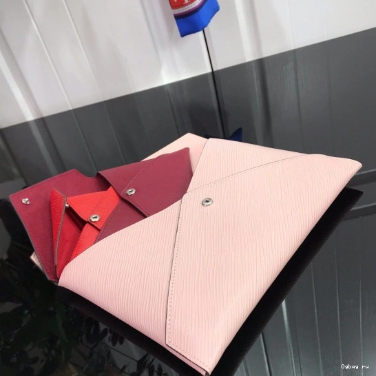 POCHETTE LOUIS VUITTON KIRIGAMI 0811